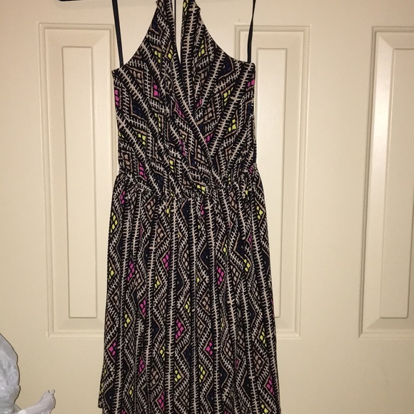BCBG Size S NWT halter dress - Picture 2 of 7